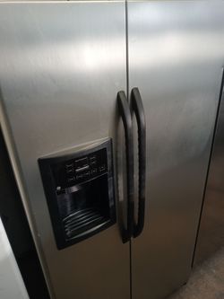 GE stainless steel side by side refrigerator - Free delivery
