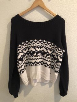 Hollister Women’s Black Sweater