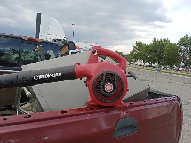 Troy Built Gas Leaf Blower