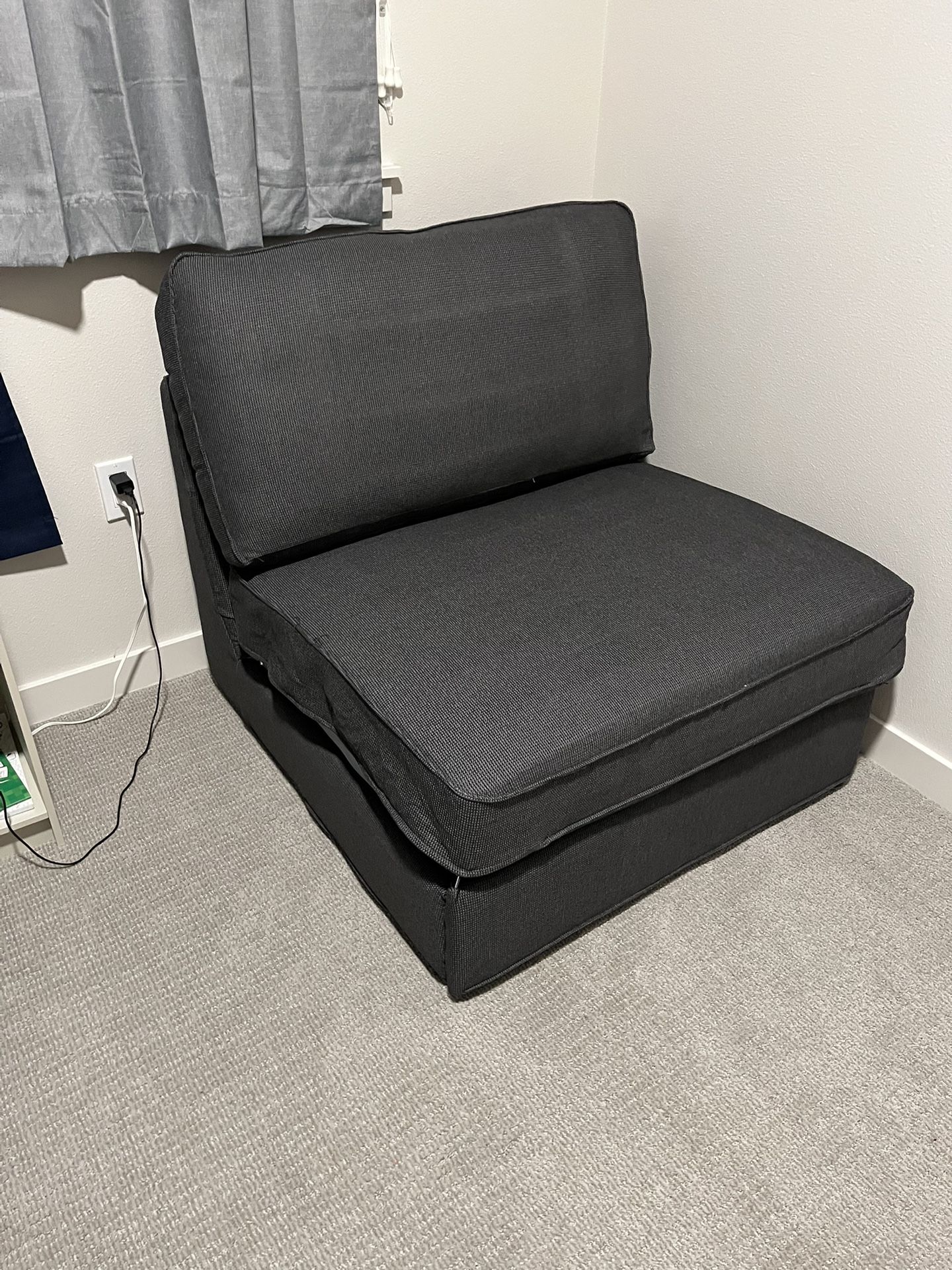 IKEA Kivik. Chair/sleeper Bed