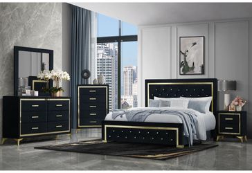 4-Piece Queen Bedroom Set – Bed, Dresser, Mirror & Nightstand | Delivery & Setup Available