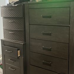 Queen Bedframe Tall Dresser Nightstand 