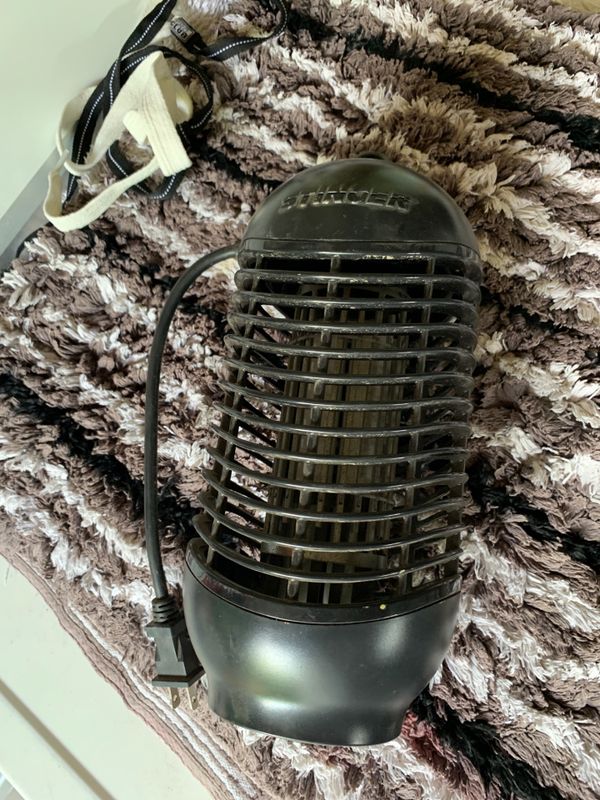 Bug zapper for Sale in San Bernardino, CA - OfferUp