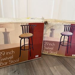 2 Bar Stools 