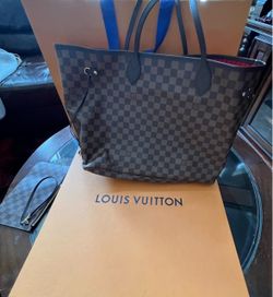 Brown Louis Vuitton bag (never full )
