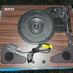 Rif 6 Record Player