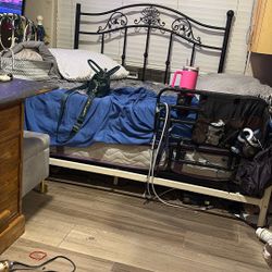 Twin Bed With Frame 
