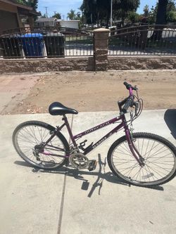 Women’s Bike - Magna Outreach 26”