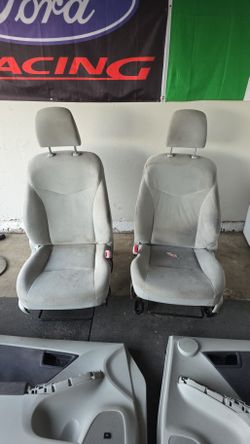 Toyota Prius Seats 