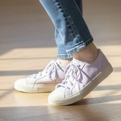 NEW Converse Sneakers Chuck Taylor All Star Dainty OX Women’s Sz 8 Lavender & Gray Low Top Lace Up NWOB