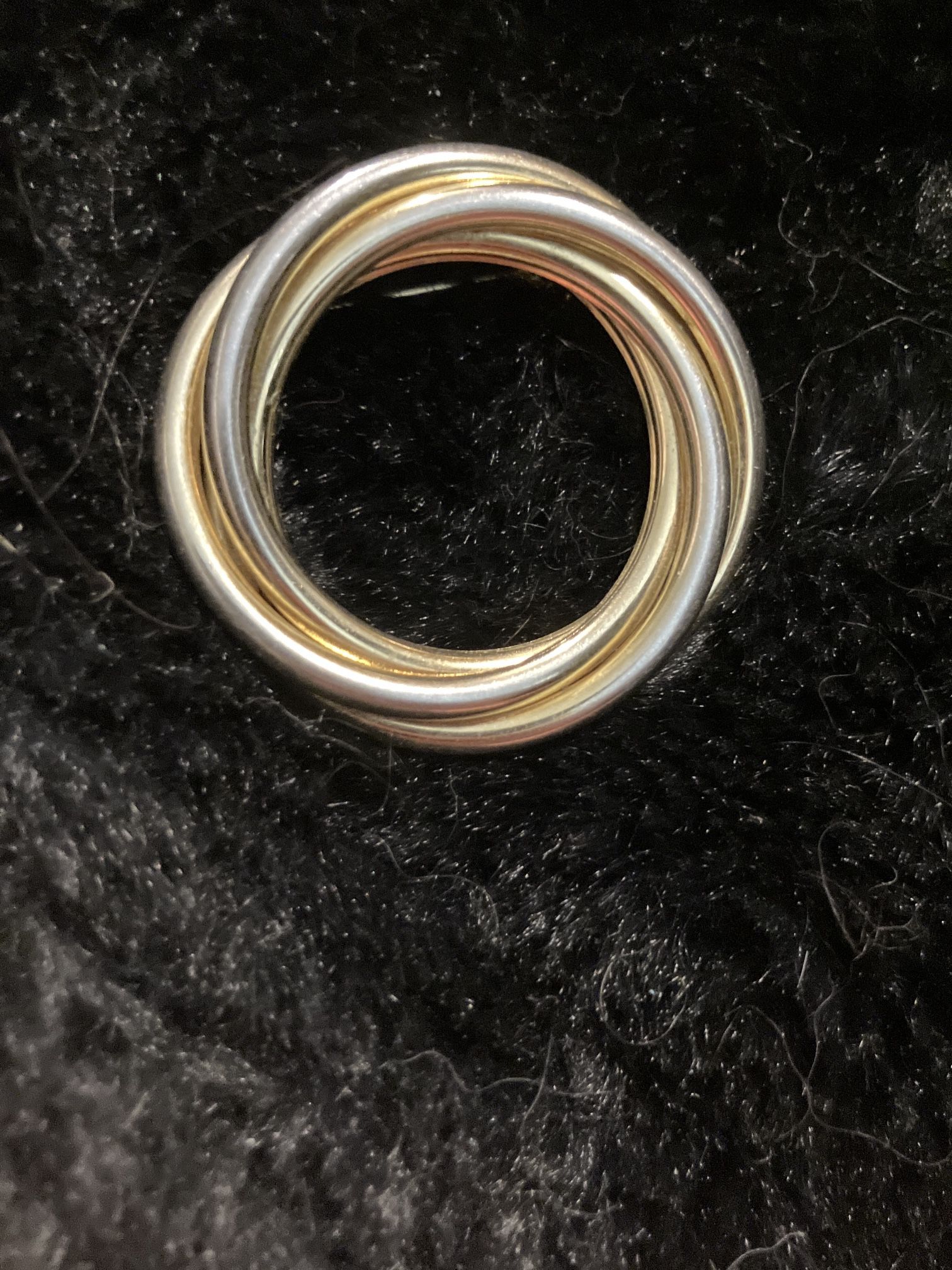 Infinity Knot Brooch Pin Gold Tone Round Wreath Circle Twisted Eternity Vintage