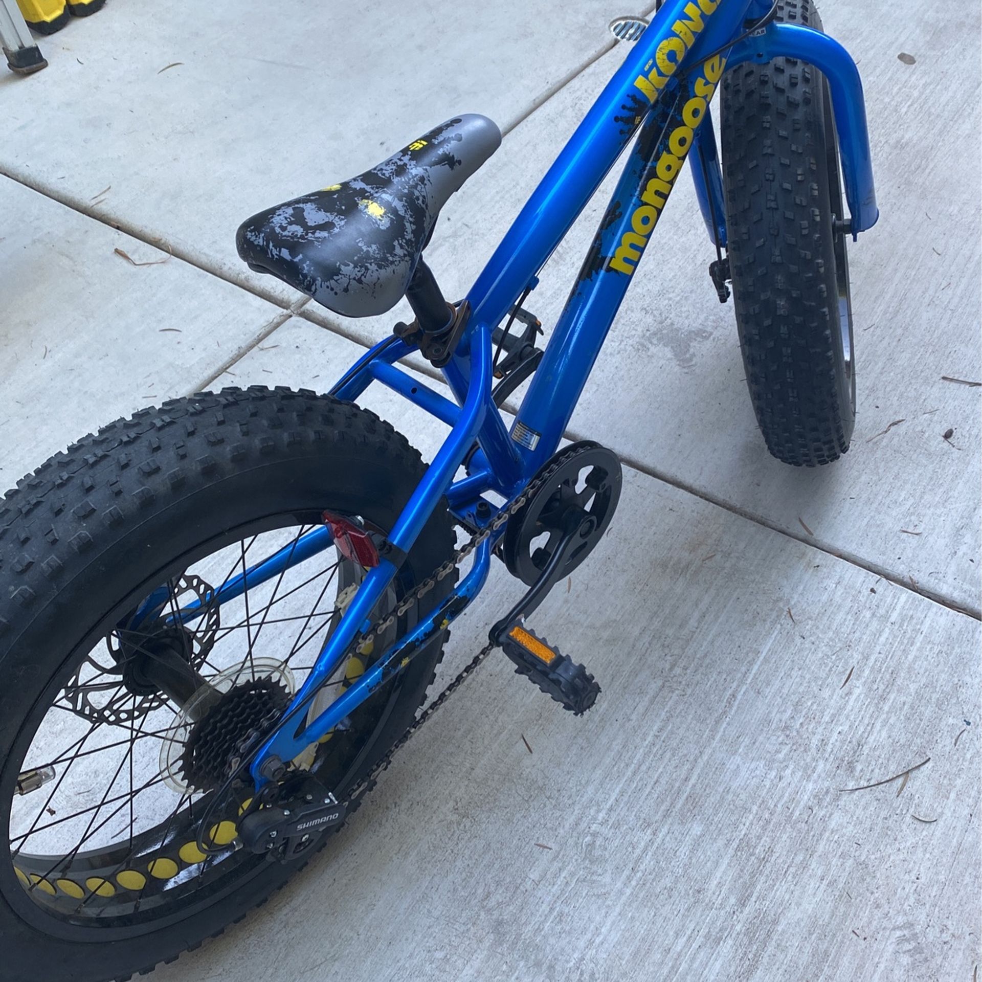 Mongoose kong fat tire mountain bike for kids sale