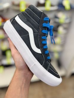 VANS SK8-HI X ANDY KESSLER SIZE 8 SNEAKERS USED