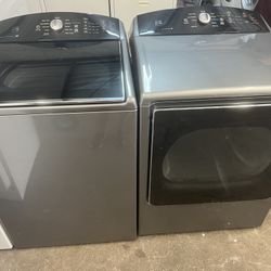 Kenmore Washer And Kenmore Eléctric Dryer 