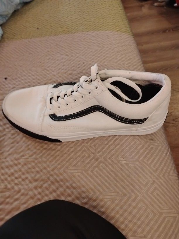 Size 12 Mens Canvas Old School Vans Shoes