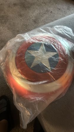 Captain America, popcorn bucket