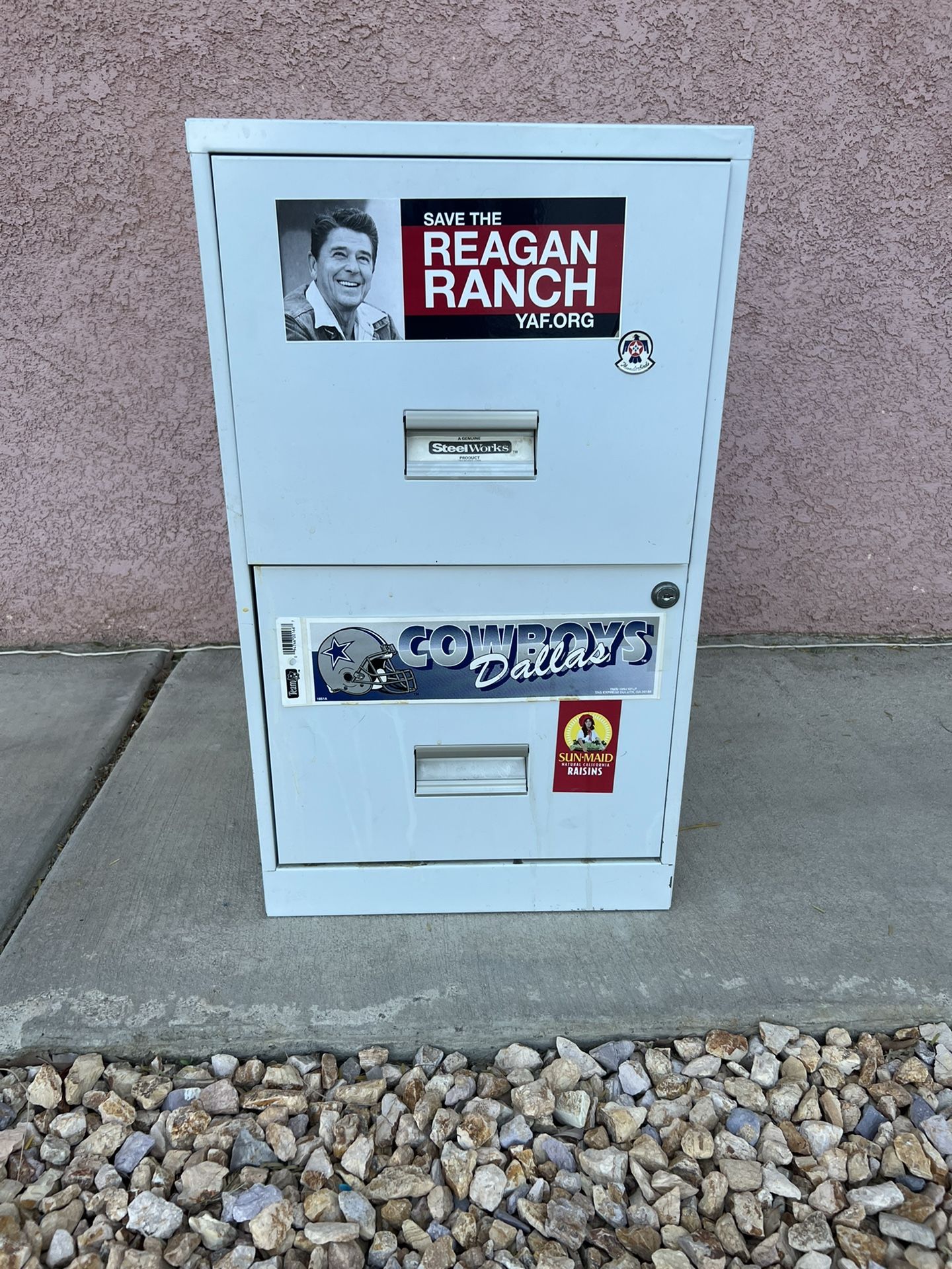 Filing Cabinet