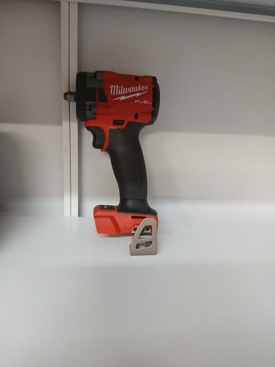 Milwaukee New M18 Fuel Brushless Impact Wrench