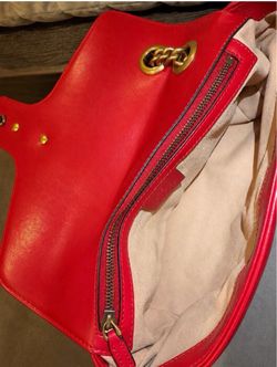 Gucci Marmont Chevron Leather Shoulder Bag in Red