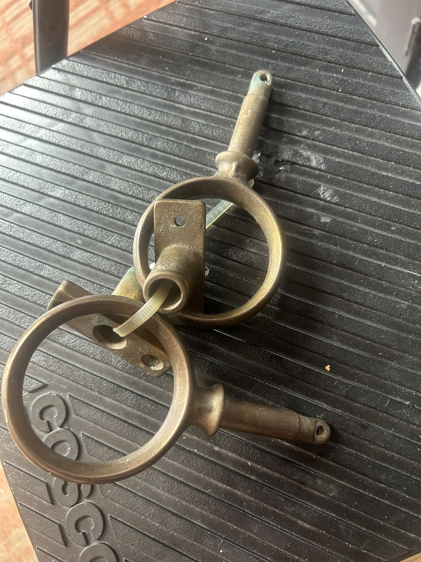Brass Oak Locks And Bracket