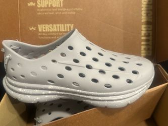 Men’s Kane Footwear Size 10
