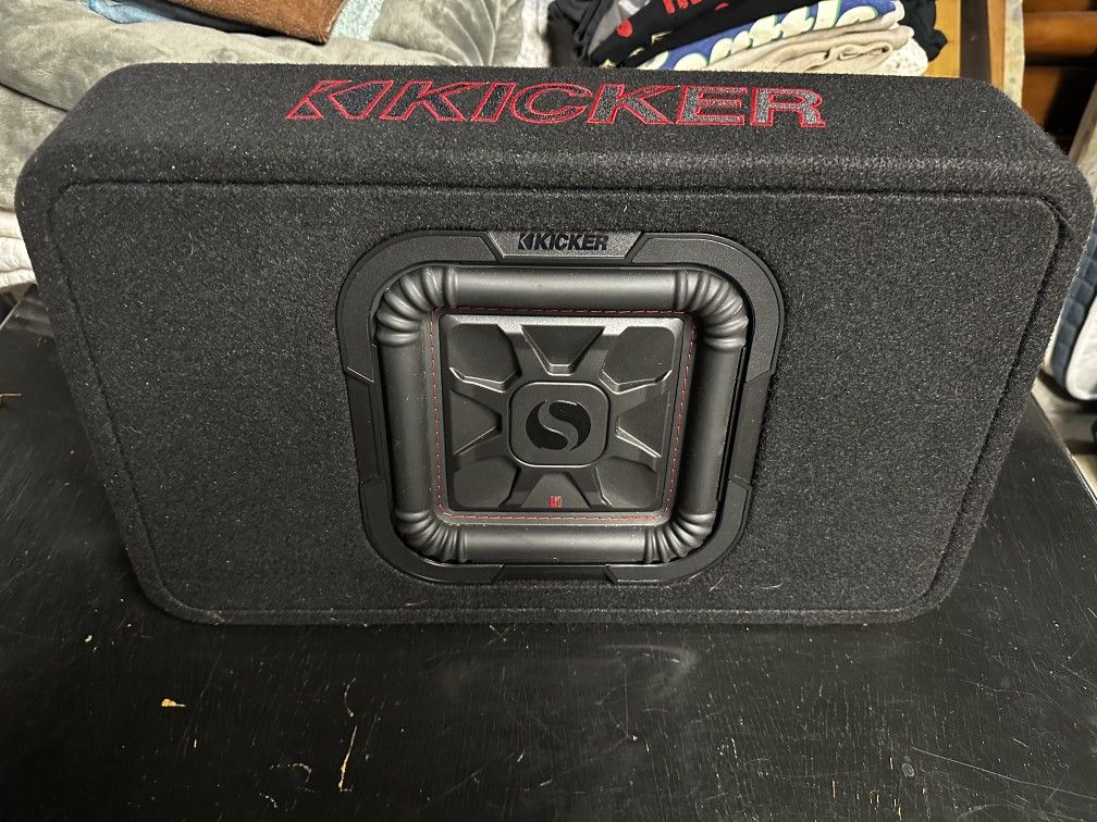 8in Kicker