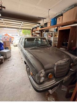 Must sell! 1971 Mercedes-Benz Sedan – Project Car – Non-Running – $5,000 OBO - $4,000 (Port Hueneme)