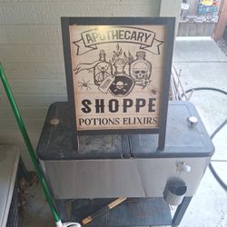 Halloween Apothecary Sign Decoration 