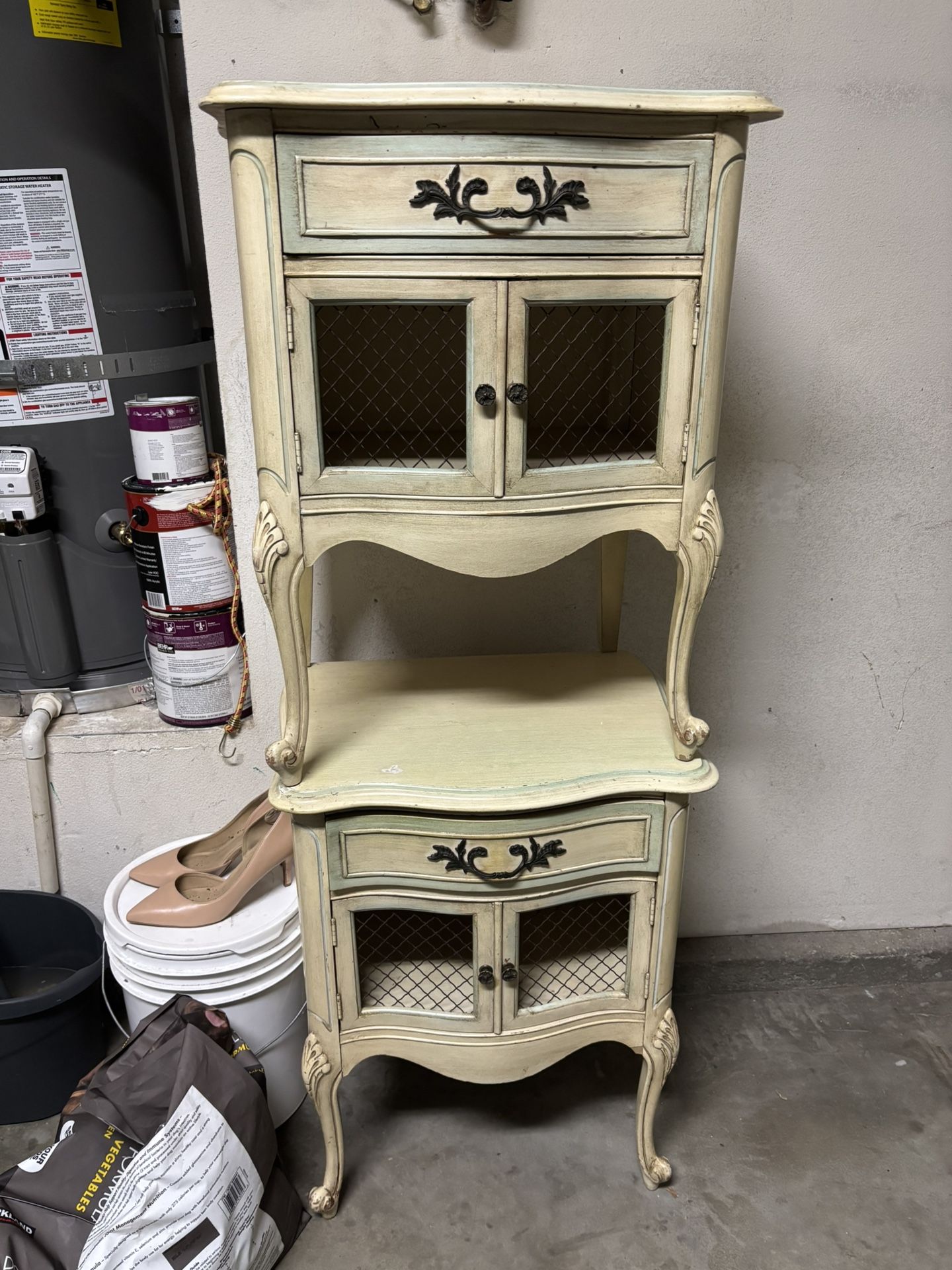 vintage little tables 