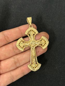 14k gold cross pendant