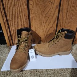 New Goodfellow Tahoe Boots 