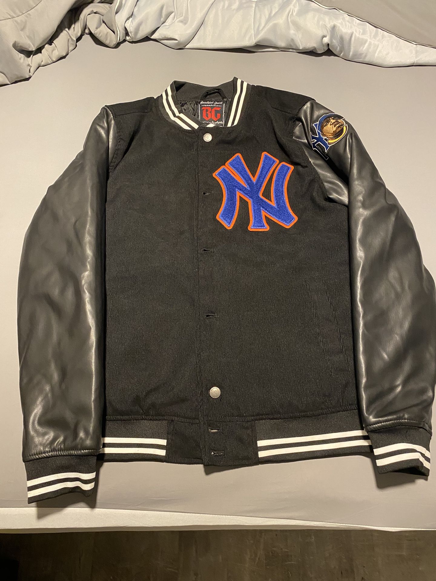 NY Beautiful Giant Jacket