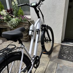 Bintelli Trend Commuter E-bike - White