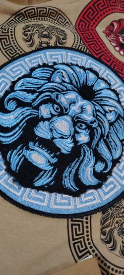 #2 MAKOBI LUXURY HOODIES 