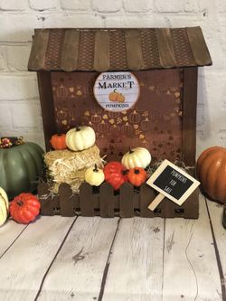Farmers Market Pumpkin Stand