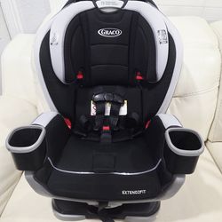 Graco Extend2Fit All-in-One Convertible Car Seat Carseat
