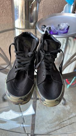 Size:8.5 Vans