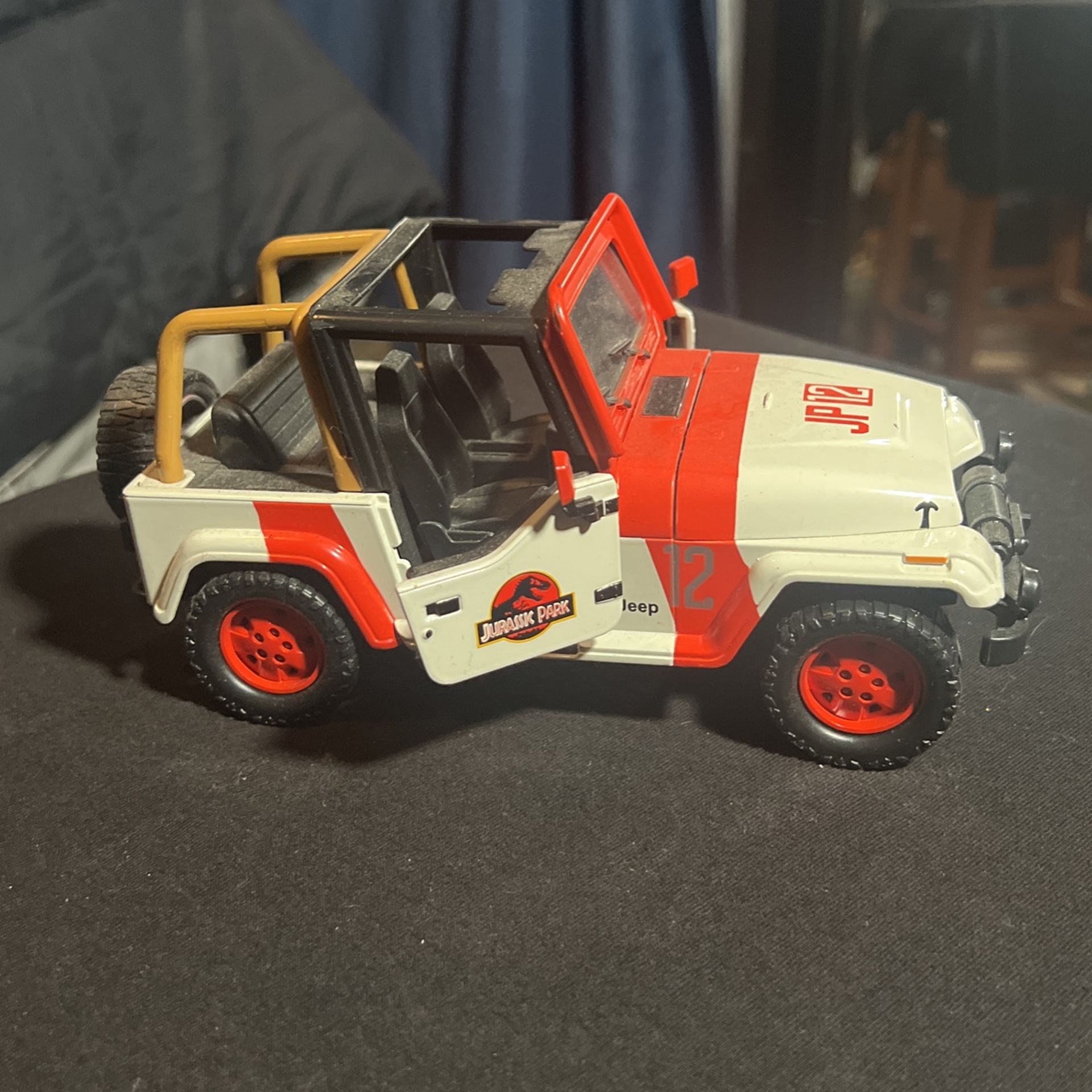 Jurassic Park Jeep 12