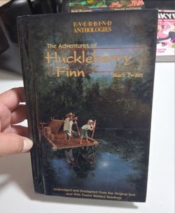 Classic Huckleberry Finn Book