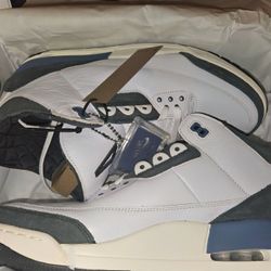 Size 13 Mens Jordan's 