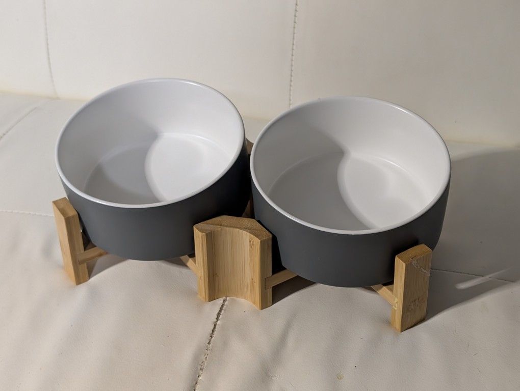 Dog Or Cat Bowls For Small To Medium Sized Animals