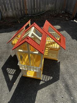19070's Barbie Dreamhouse
