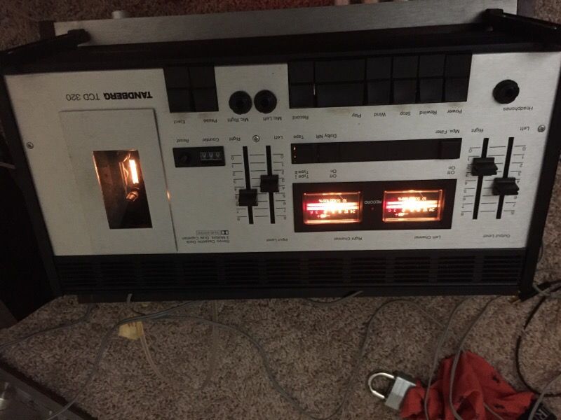 TANDBERG TCD 320 Cassette Deck