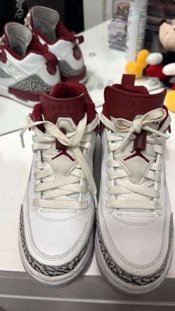 Jordan’s size 5.5 youth