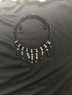 Precioso collar 20 dollars