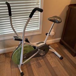 Stay out of the heat... Indoor Exercise Bike Weslo Pursuit E25