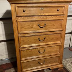 Chest of Drawers.  STANLEY 