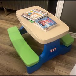 Indoor Or Outdoor Kids Picnic Table 