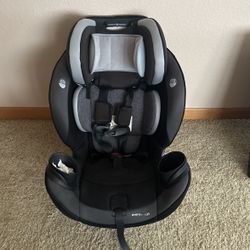 Even Flo Everystage Car seat