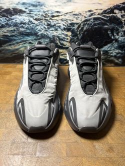 Adidas Yeezy 700 MNVN Metallic 2021